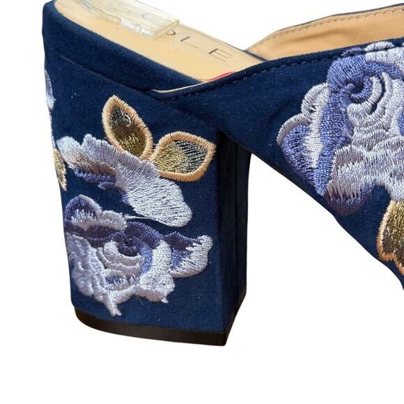 Sole Society Luella Womens Navy Blue Embroidered Floral Cross Sandals Heels 7.5 - Picture 3 of 16
